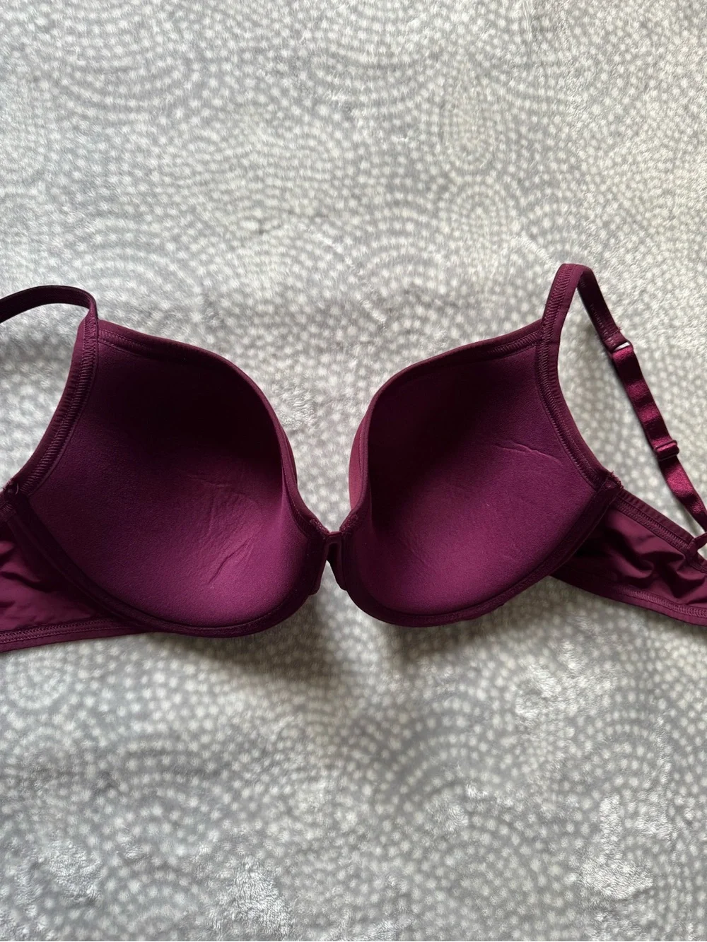 Victoria's Secret Smooth T-Shirt Bra in Berry Plum